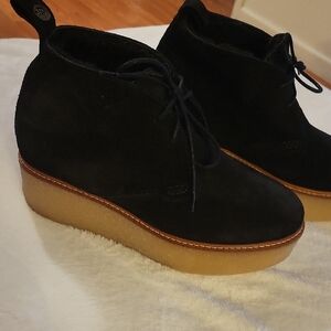 Flamingo Elegant Black Suede Wedge Shoes